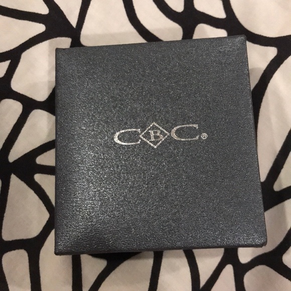 ⭐️ Cubic zirconia colored studs - Picture 2 of 2